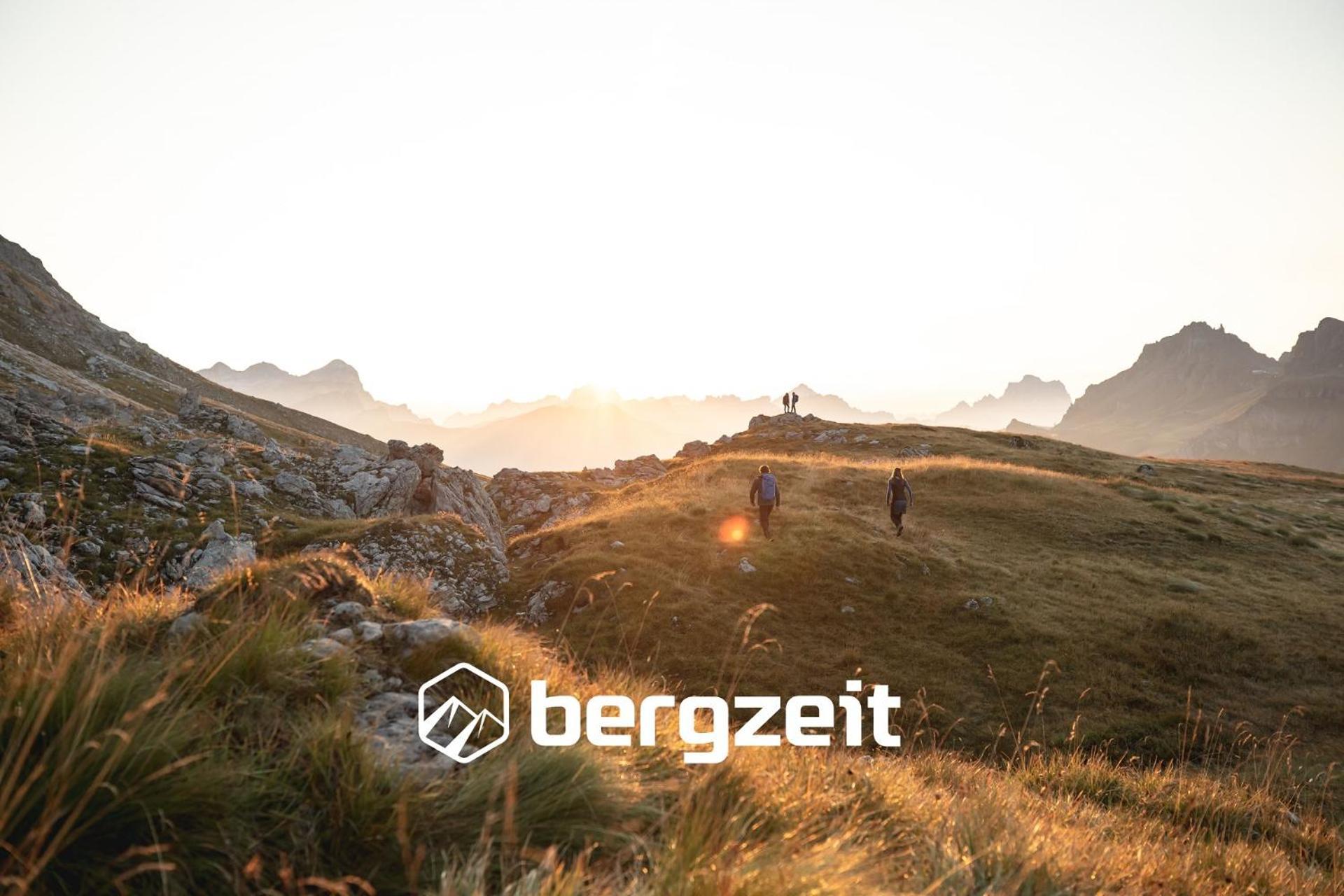 Diese Einfache Unterkunft- Bergheimat Ist Nur Fuer Backpacker- Rucksacktouristen Und Radfahrer - Huettenfeeling Im Backpackerhoues- Ganz Einfach - Ganz Unkompliziert - Ganz Relaxd Villa Linthal Eksteriør billede